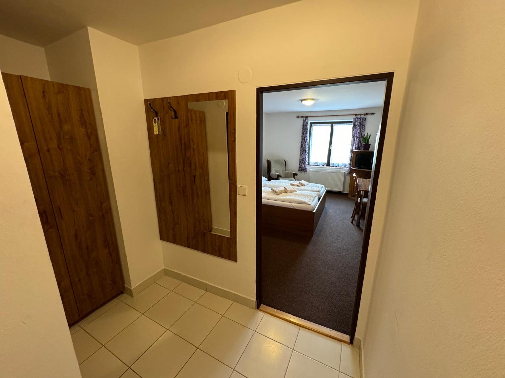 Pension U Svateho Jana Hradec Králové Exterior foto